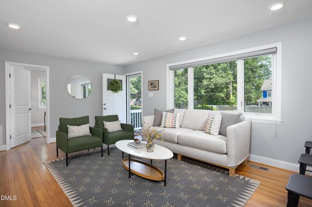 322 S Mineral Springs Road, Durham, NC 27703