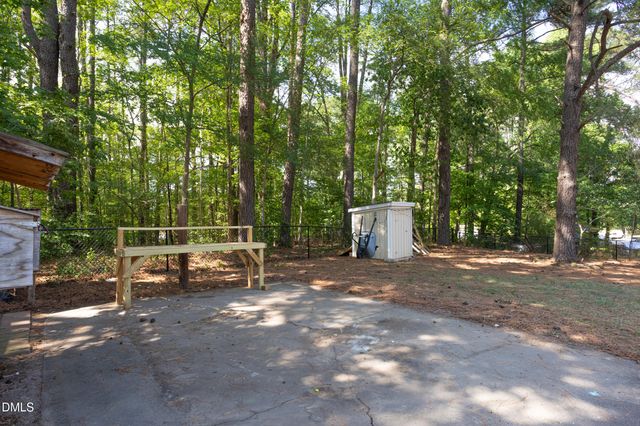 322 S Mineral Springs Road, Durham, NC 27703