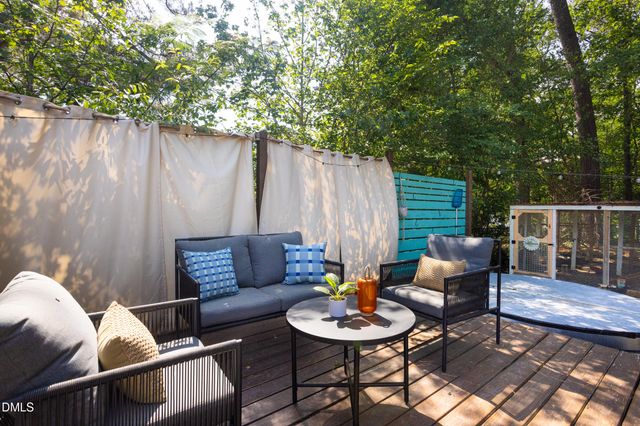 322 S Mineral Springs Road, Durham, NC 27703