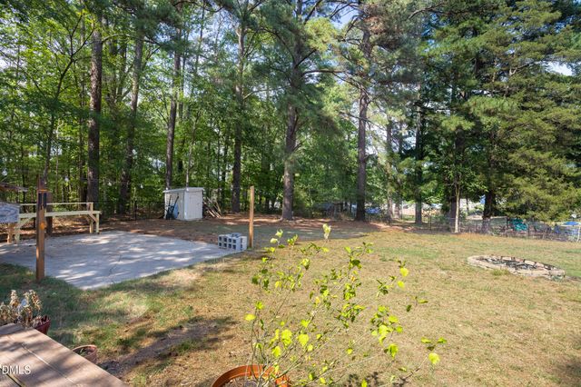 322 S Mineral Springs Road, Durham, NC 27703