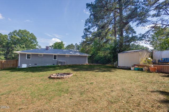 322 S Mineral Springs Road, Durham, NC 27703