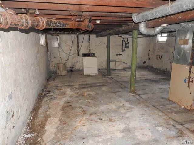 325 North Collingwood Avenue, Syracuse, NY 13206