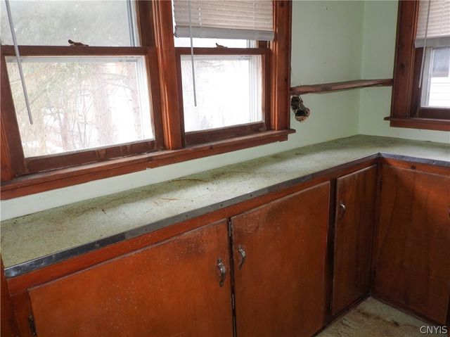 325 North Collingwood Avenue, Syracuse, NY 13206