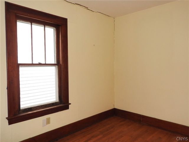 325 North Collingwood Avenue, Syracuse, NY 13206