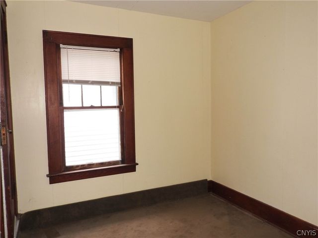 325 North Collingwood Avenue, Syracuse, NY 13206