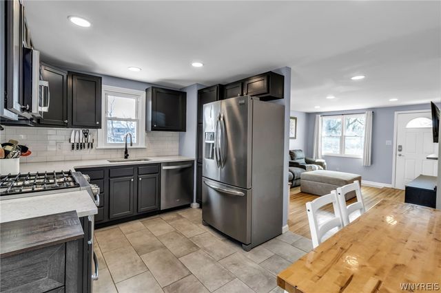 310 Somerville Ave Avenue, Tonawanda, NY 14150