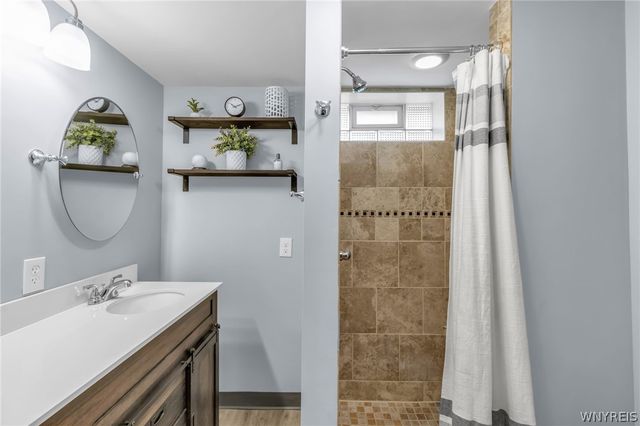 310 Somerville Ave Avenue, Tonawanda, NY 14150