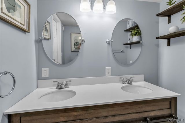 310 Somerville Ave Avenue, Tonawanda, NY 14150