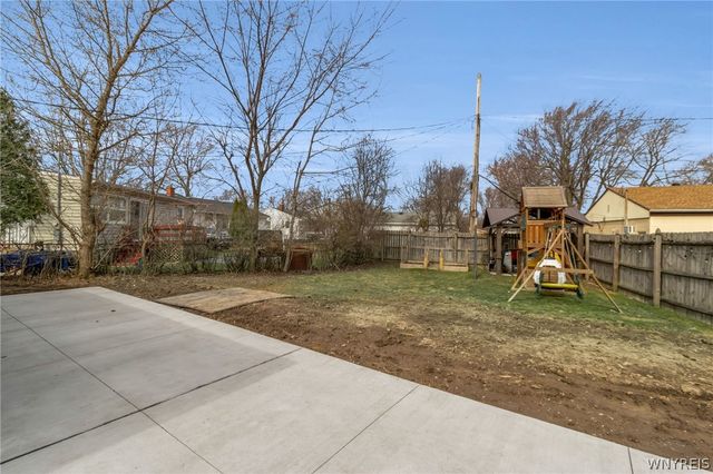 310 Somerville Ave Avenue, Tonawanda, NY 14150