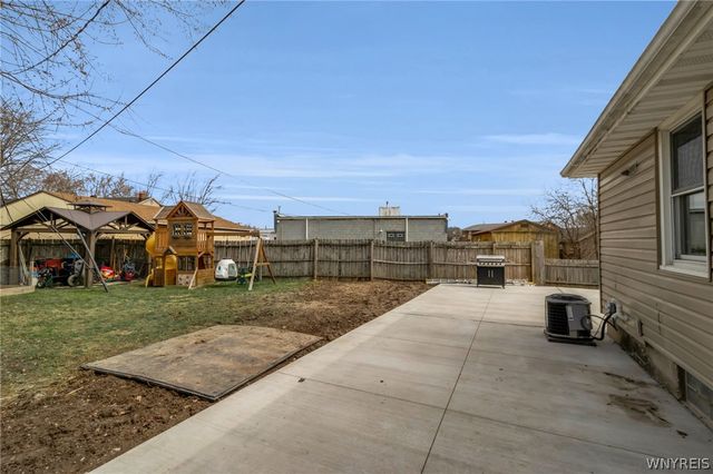 310 Somerville Ave Avenue, Tonawanda, NY 14150