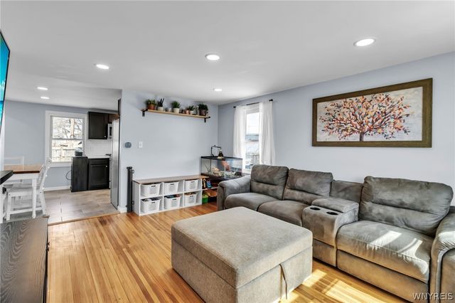 310 Somerville Ave Avenue, Tonawanda, NY 14150