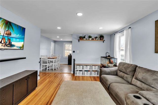 310 Somerville Ave Avenue, Tonawanda, NY 14150