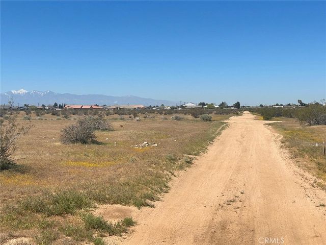 20 Matawan, Apple Valley, CA 92307