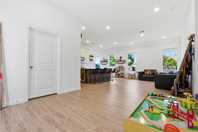 15623 Red Panda Road, Conroe, TX 77302