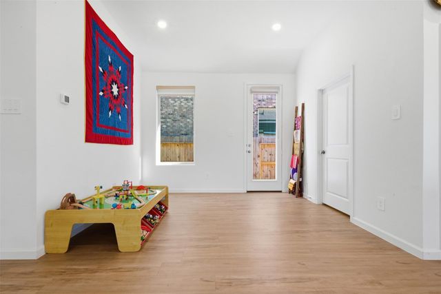 15623 Red Panda Road, Conroe, TX 77302