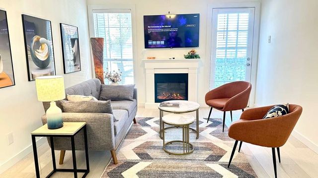 18333 Roehampton Drive 322, Dallas, TX 75252