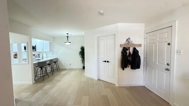 18333 Roehampton Drive 322, Dallas, TX 75252