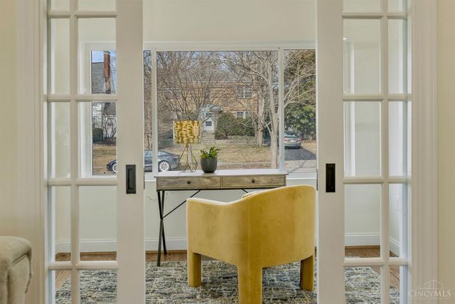 25 Euclid Avenue, Wyoming, OH 45215