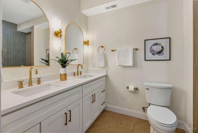 25 Euclid Avenue, Wyoming, OH 45215