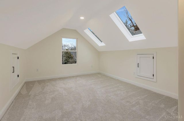 25 Euclid Avenue, Wyoming, OH 45215