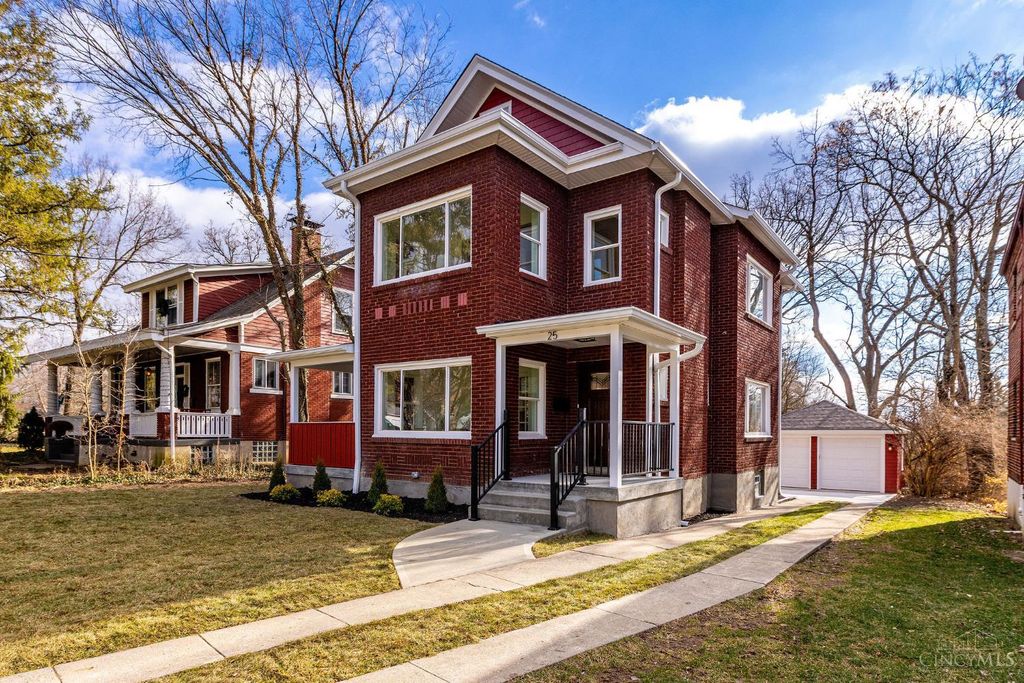 25 Euclid Avenue, Wyoming, OH 45215