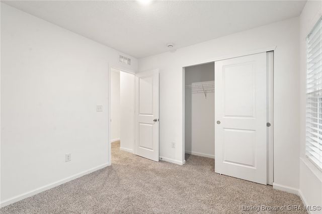 5009 Schaefer Ln, Floyds Knobs, IN 47119