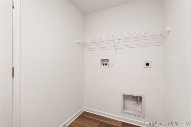 5009 Schaefer Ln, Floyds Knobs, IN 47119