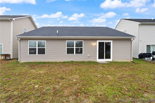 5009 Schaefer Ln, Floyds Knobs, IN 47119