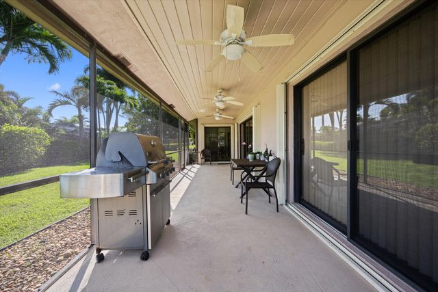 657 Juniper Place, Wellington, FL 33414