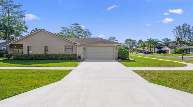 657 Juniper Place, Wellington, FL 33414