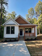 641 Knollwood Circle, Albemarle, NC 28001