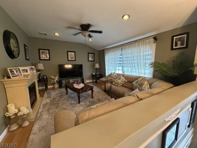 71 Beech Rd, Randolph Twp., NJ 07869