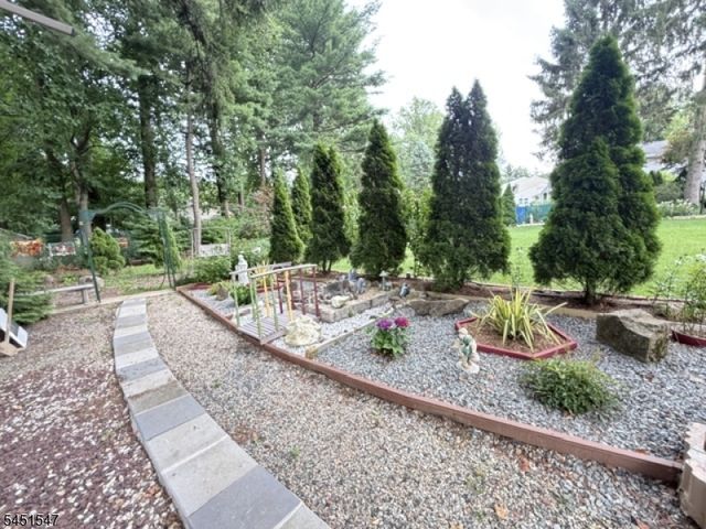 71 Beech Rd, Randolph Twp., NJ 07869