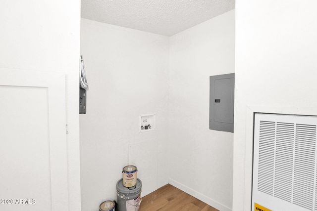 44015 N 12TH Street, New River, AZ 85087