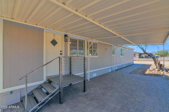 44015 N 12TH Street, New River, AZ 85087