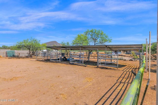 44015 N 12TH Street, New River, AZ 85087