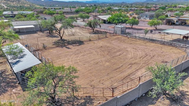 44015 N 12TH Street, New River, AZ 85087