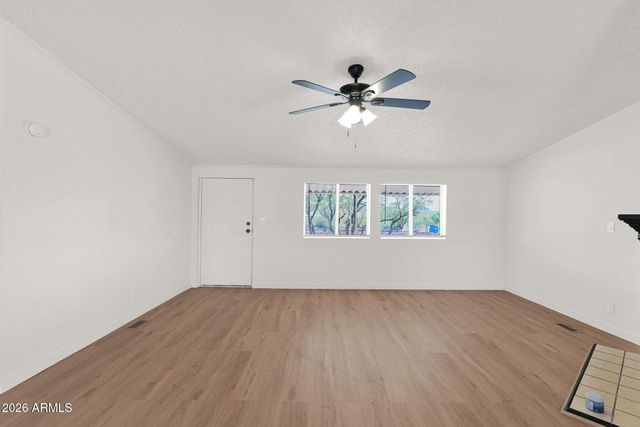 44015 N 12TH Street, New River, AZ 85087