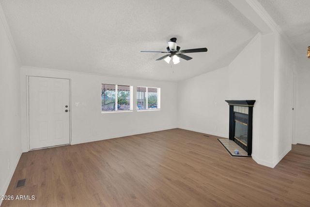 44015 N 12TH Street, New River, AZ 85087
