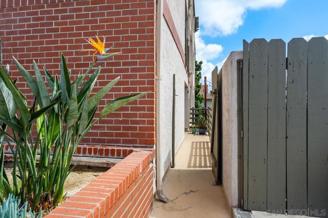 909 Sutter St 105, San Diego, CA 92103