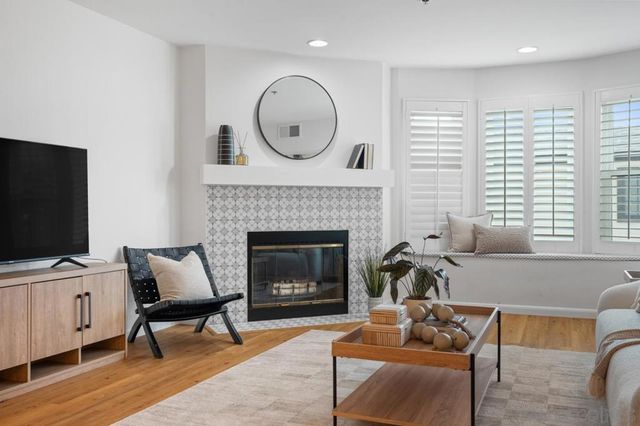 909 Sutter St 105, San Diego, CA 92103