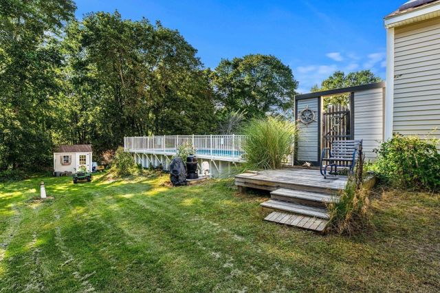 91 Currier St, Methuen, MA 01844