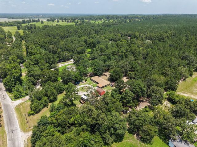 109 Didlake Road, Huntsville, TX 77340
