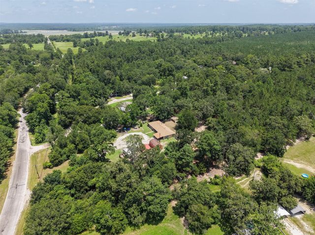 109 Didlake Road, Huntsville, TX 77340