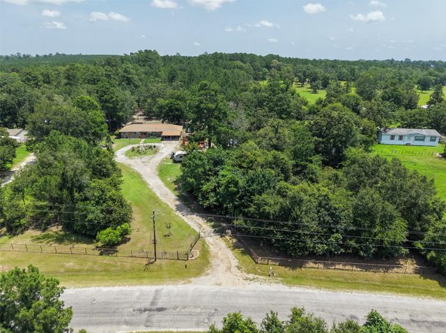 109 Didlake Road, Huntsville, TX 77340