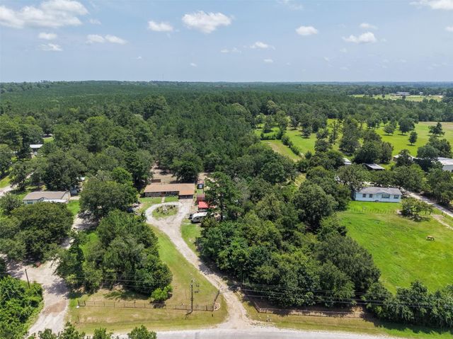 109 Didlake Road, Huntsville, TX 77340