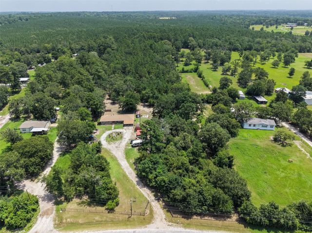 109 Didlake Road, Huntsville, TX 77340