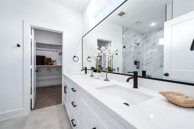 1515 Euel Street, Houston, TX 77009