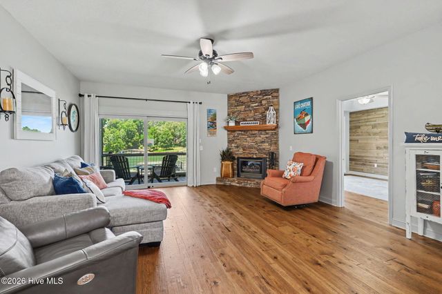 209b N Berrong Street, Hiawassee, GA 30546