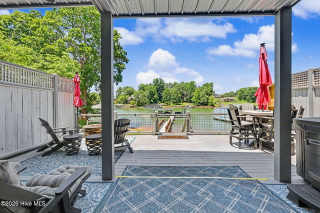 209b N Berrong Street, Hiawassee, GA 30546